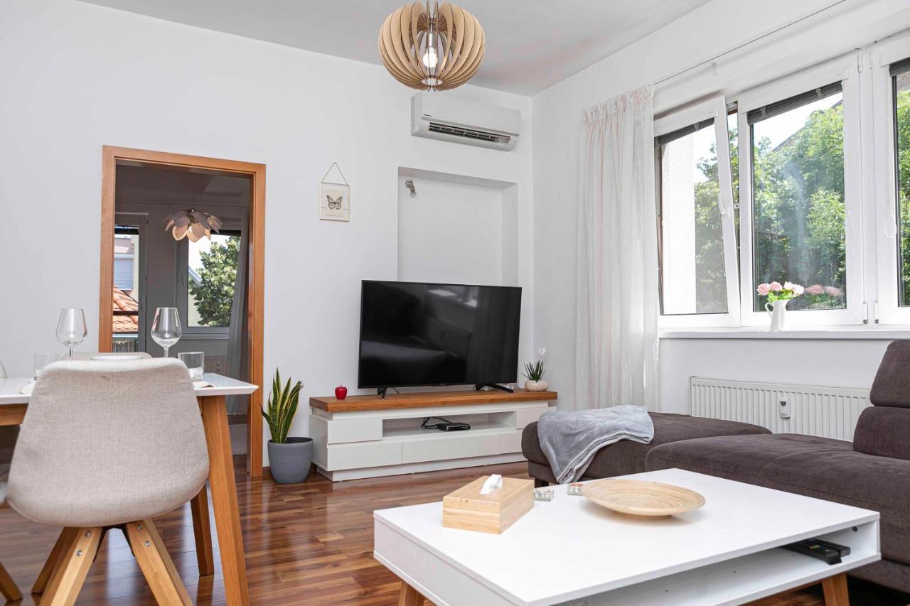 Castle View Apartment With Free Parking Μπρατισλάβα Εξωτερικό φωτογραφία