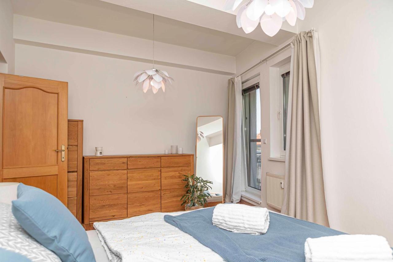 Castle View Apartment With Free Parking Μπρατισλάβα Εξωτερικό φωτογραφία